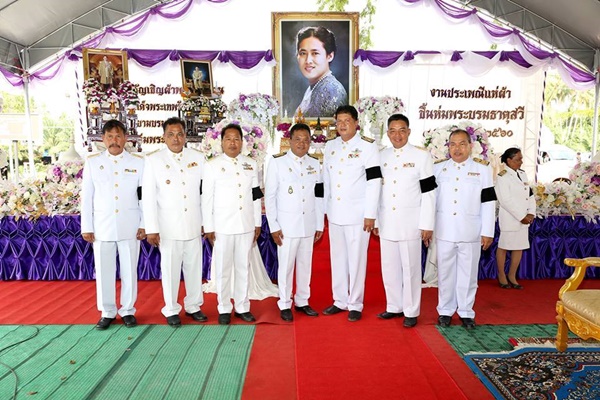 จังหวัดชุมพร อำเภอสวี องค์การบริหารส่วนตำบลสวี จัดงานห่มผ้าพระธาตุสวี  วัดพระบรมธาตุสวี  อำเภอสวี